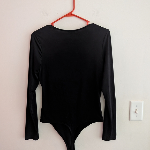 Women's Express Black Long Sleeve Bodysuit, Size M - Picture 2 of 5